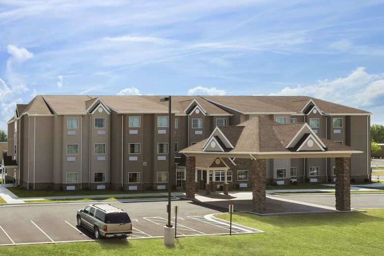 Hotel Microtel Inn & Suites By Wyndham Fairmont