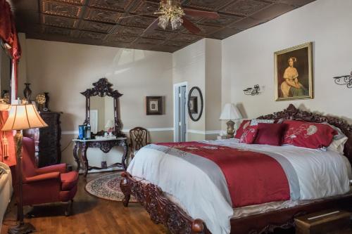 Bed & Breakfast Inn At The Olde Silk Mill