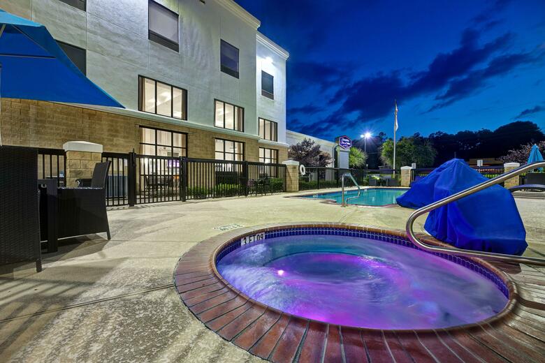 Hotel Quality Inn & Suites Nacogdoches