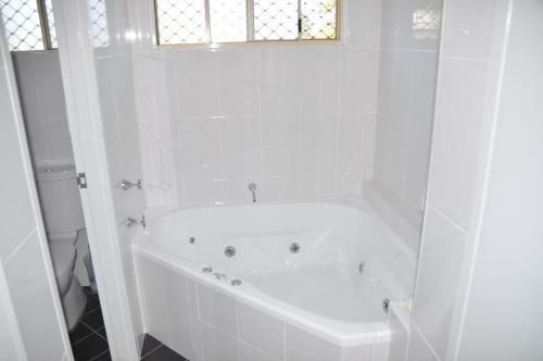 Motel Comfort Inn Parkes International
