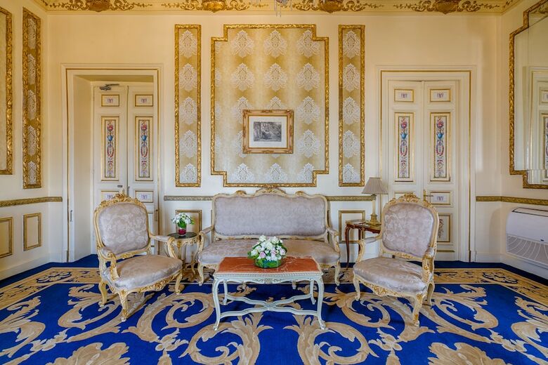 Paradise Inn Le Metropole Hotel Since 1902