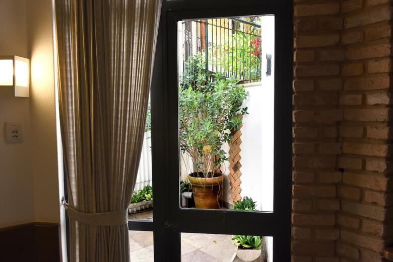 Catharina Paragua�u Hotel