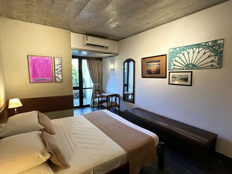 Catharina Paragua�u Hotel