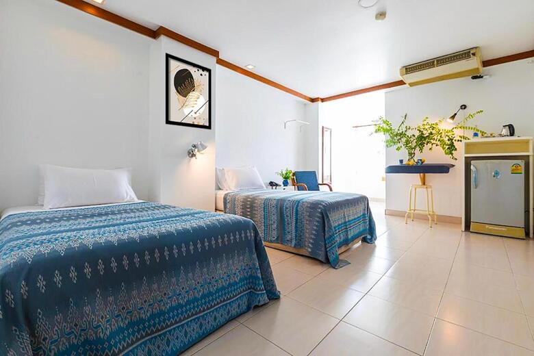 Howard Square Boutique Hotel