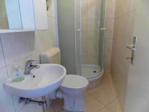 Apartments By The Sea Duce (Omis) - 4798