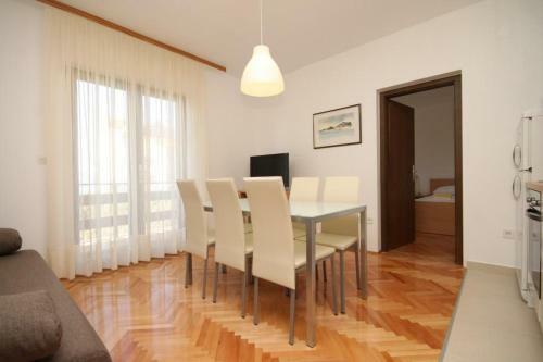 Apartments By The Sea Duce (Omis) - 2821
