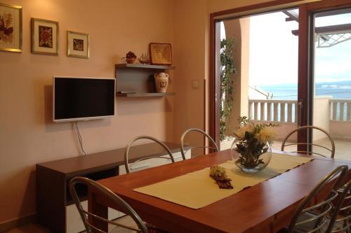 Apartments By The Sea Duce (Omis) - 2749