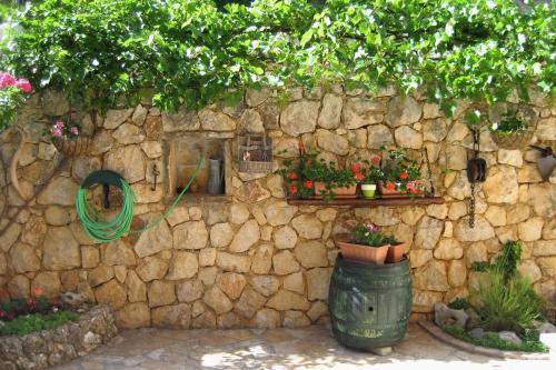 Apartments By The Sea Duce (Omis) - 2749