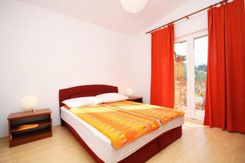 Apartments By The Sea Duce (Omis) - 8631