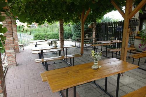 Hostal Hostinec & Vit�ln� Sv?t Radu?ka