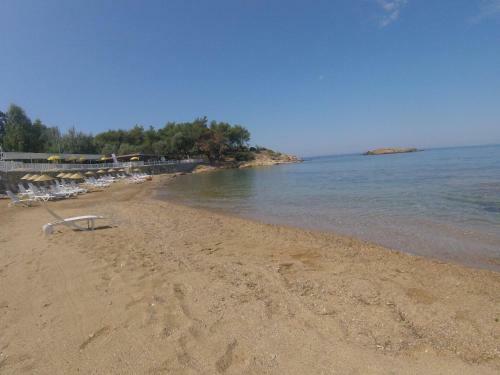 Rainbow Bay Ozdere Beach Hotel