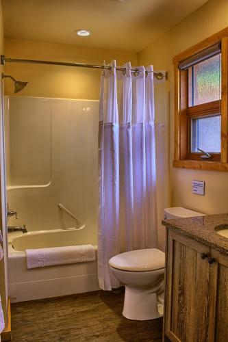Hotel Wild Renfrew Seaside Cottages