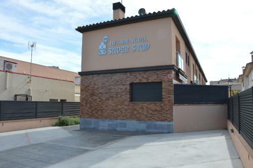 Residencial Super Stop Cases Torre Valentina