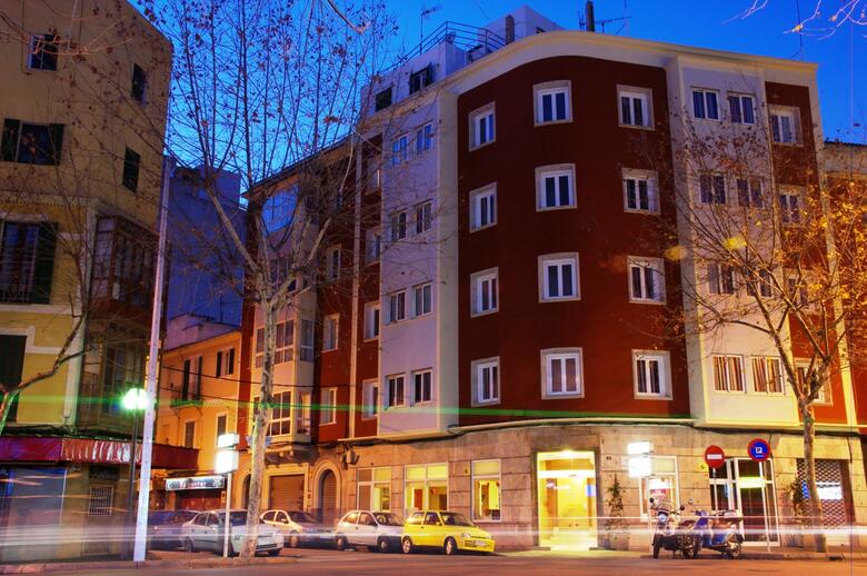 Hotel Amic Col�n
