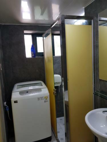 Hostal Elm Tree Guesthouse Myeongdong