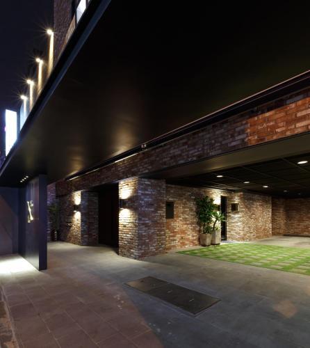 H Hotel