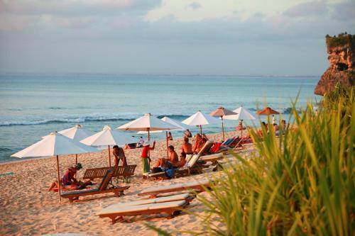 Balangan Beach Villa