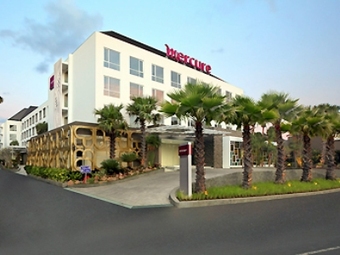 Hotel Mercure Bali Harvestland Kuta