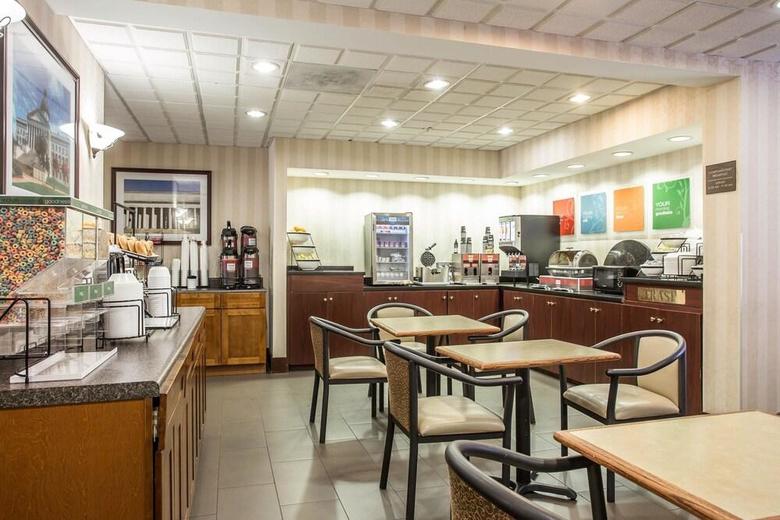Hotel Comfort Inn & Suites Ft.jackson Maingate