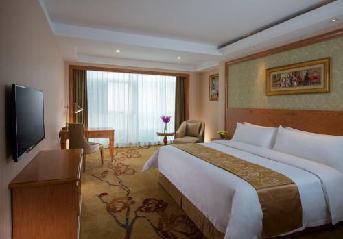 Vienna Hotel Dongguan Changping Avenue