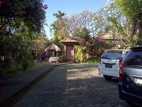 Hotel Nirwana Sea Side Cottages