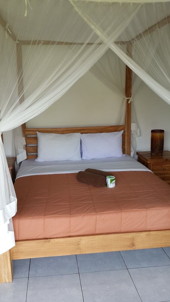 Hostal Puji Bungalow