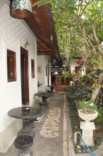 Hostal New Danas Canggu Guest House
