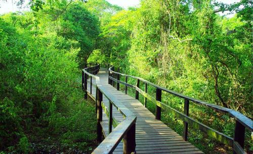 Hotel Sama Sama Suites & Restaurant