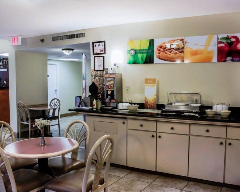 Hotel Comfort Inn