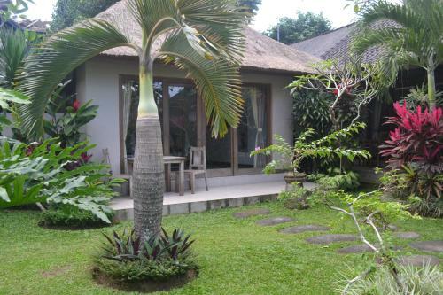Suka's House Bed & Breakfast