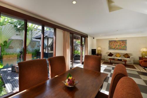 The Khayangan Dreams Villa, Seminyak