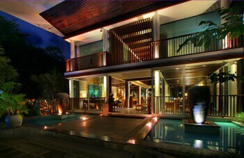 Javana Royal Villas