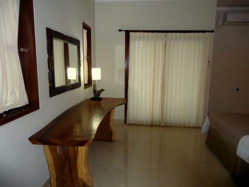 Hostal Dewa Put Guest House