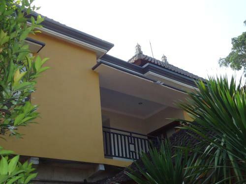 Hostal Dewa Put Guest House