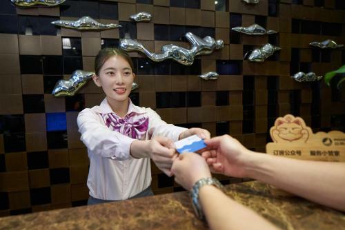 Yingshang Jinyi Hotel - Dade Road Branch