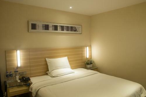 Denise Hotel Apartment(Shangxiajiu Branch)