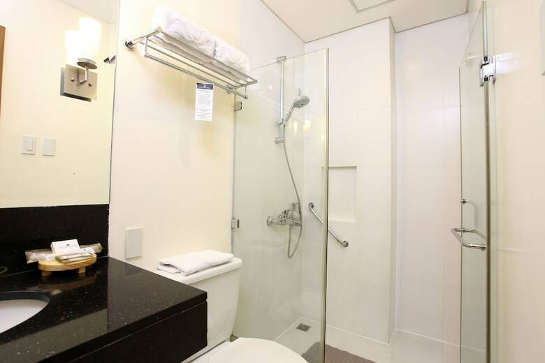 Hotel City Garden Suites Manila