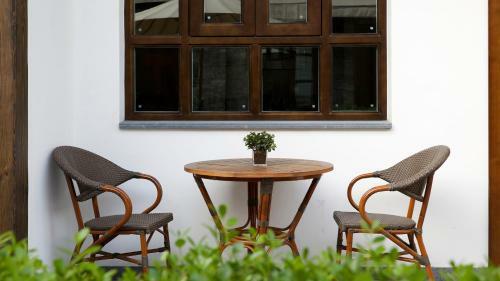Relais & Chateaux Chaptel Hangzhou Hotel