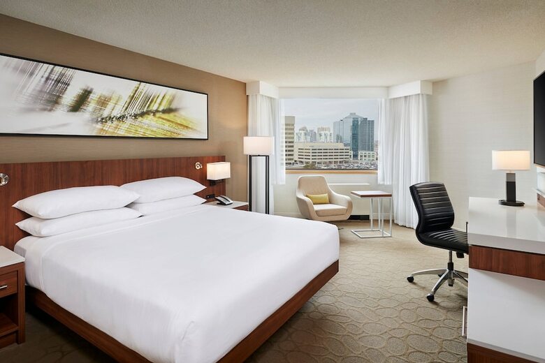 Novotel Toronto Mississauga Centre Hotel