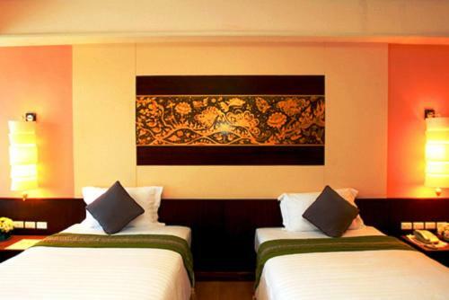 Hotel Grand Pacific Sovereign Resort & Spa