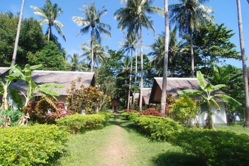 Hotel Lanta Coral Beach Resort