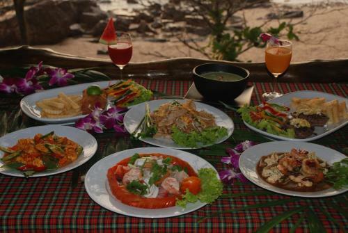 Hotel Lanta Coral Beach Resort