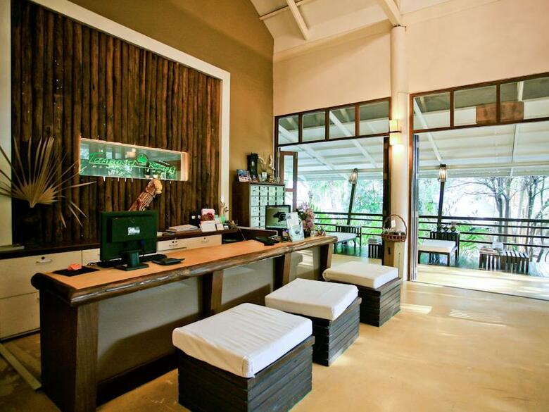 Hotel Tanaosri Resort & Spa