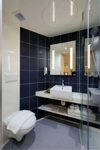 Hotel Hanting Express Shanghai Maoming Road