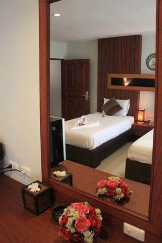 Hotel Deva Suites Patong