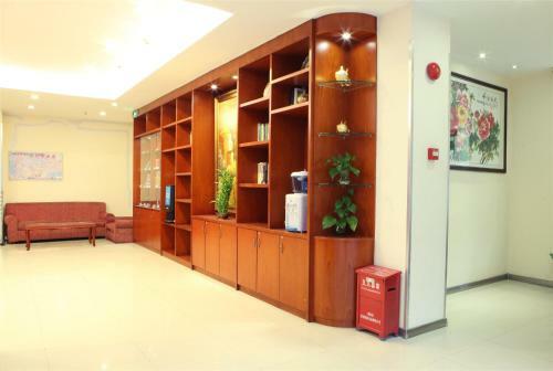 Hotel Hanting Express Shanghai New Jing'an Temple