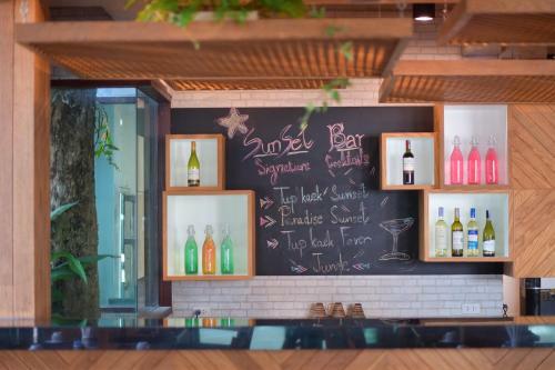 Hotel Tup Kaek Sunset Beach Resort-sha Plus