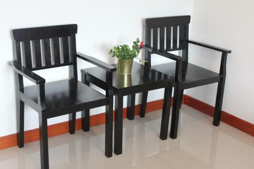 Hotel Naya Paradise Retreat