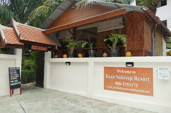Hotel Baan Sukreep Resort