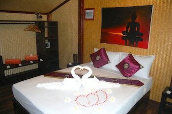 Hotel Baan Sukreep Resort